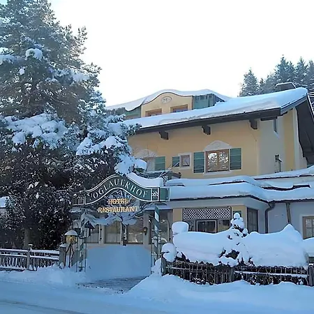 & Restaurant Voglauerhof*** Hotell