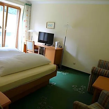 & Restaurant Voglauerhof*** 3* Abtenau